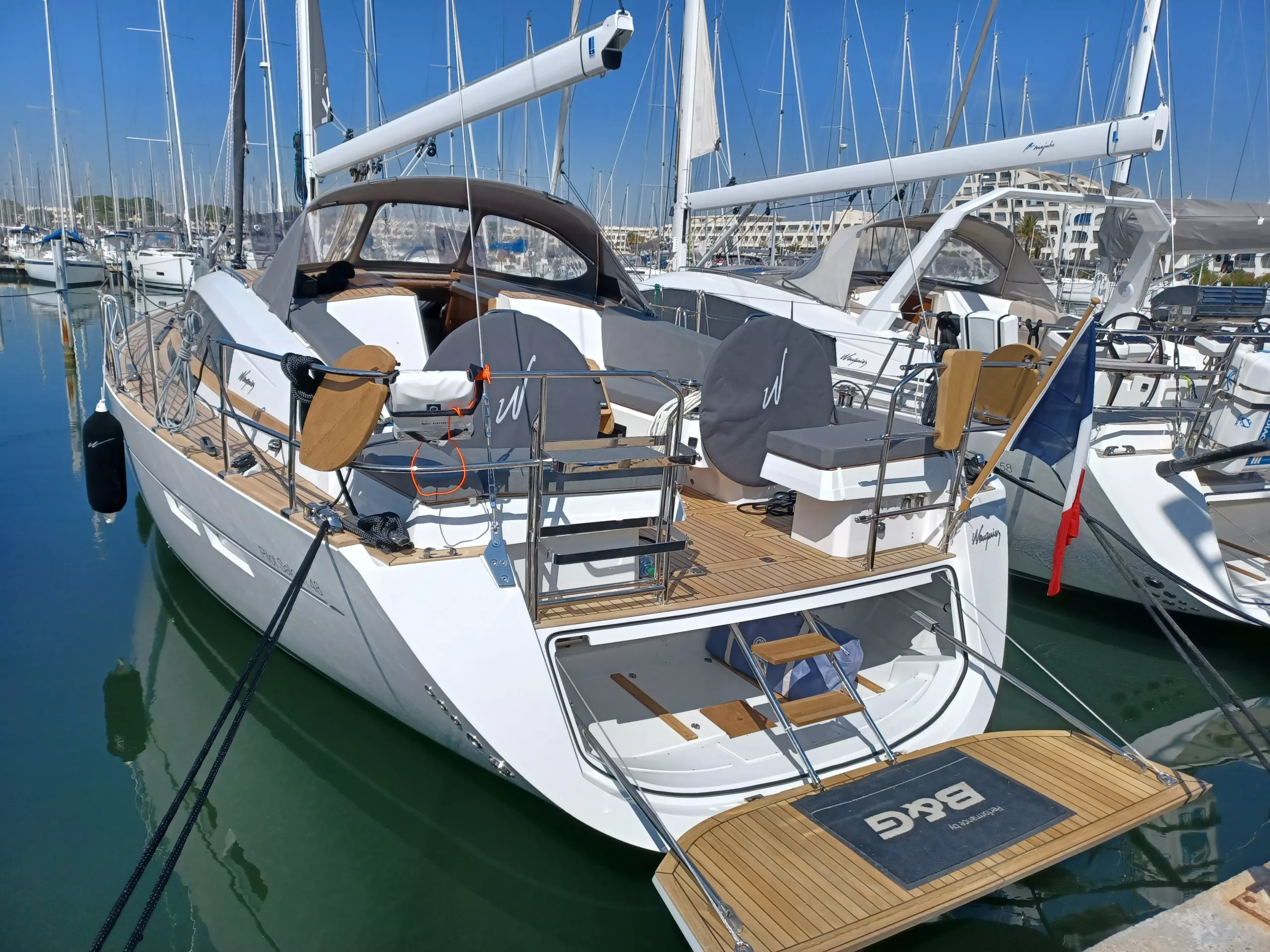 Pilot Saloon 48, voilier de luxe, direction l’Espagne – Wauquiez