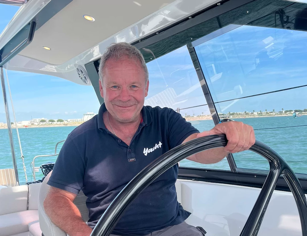 Sur l&rsquo;eau avec…YACHT MAGAZIN